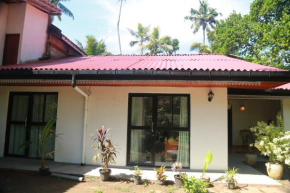 Coco Holiday Home